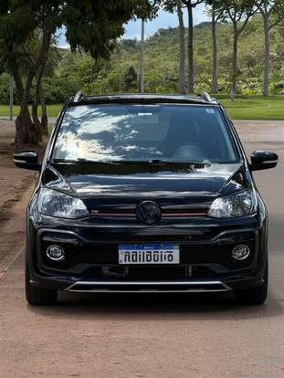 VOLKSWAGEN-UP-2021