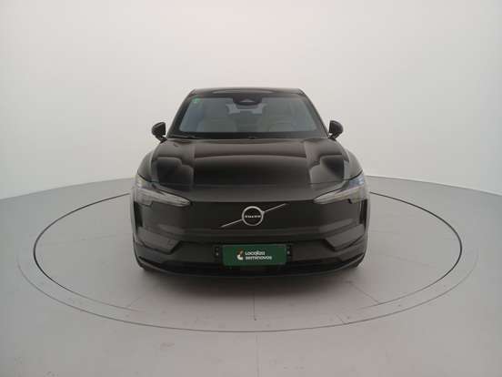 VOLVO-EX30-2024