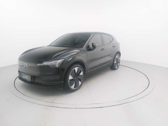 VOLVO-EX30-2024