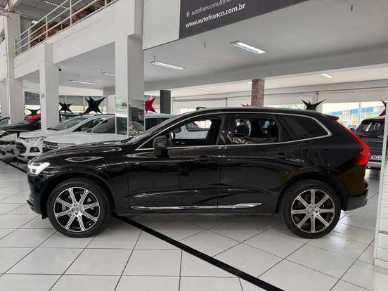 VOLVO-XC60-2019