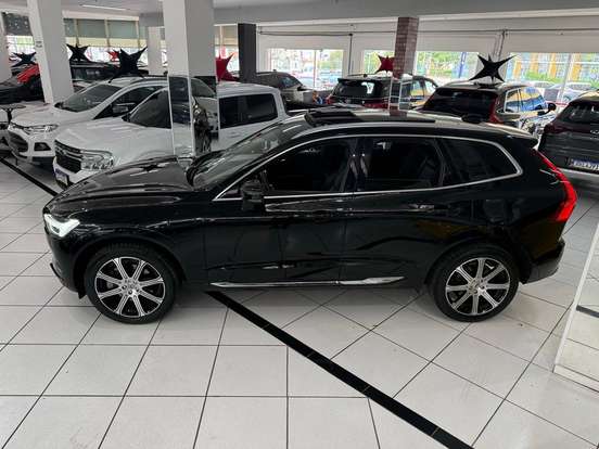 VOLVO-XC60-2019