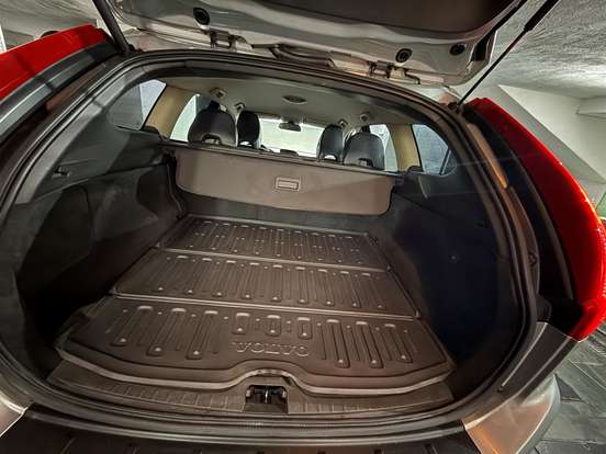 VOLVO-XC60-3.0 DYNAMIC AWD TURBO GASOLINA 4P AUTOMÁTICO VOLVO-XC60-2009