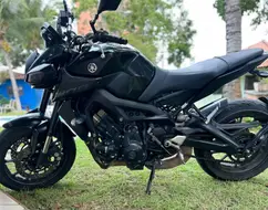 YAMAHA MT-09 YAMAHA MT-09