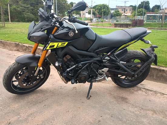 YAMAHA-MT-09 YAMAHA-MT-09-2024
