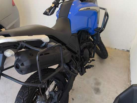 YAMAHA-XTZ 250 TÉNÉRÉ YAMAHA-XTZ 250 TÉNÉRÉ-2011