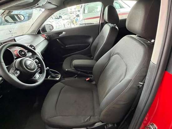 AUDI-A1-1.4 TFSI ATTRACTION 16V 122CV GASOLINA 2P AUTOMÁTICO AUDI-A1-2011