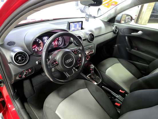 AUDI-A1-2017