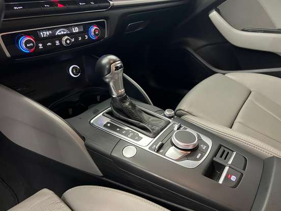 AUDI-A3-2020