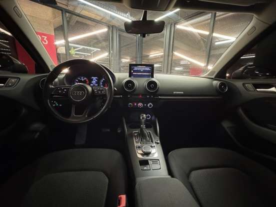 AUDI-A3-2017