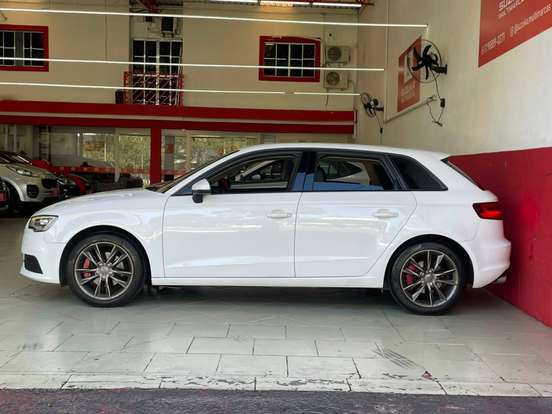 AUDI-A3-1.4 TFSI SPORTBACK AMBIENTE 16V GASOLINA 4P S-TRONIC AUDI-A3-2016