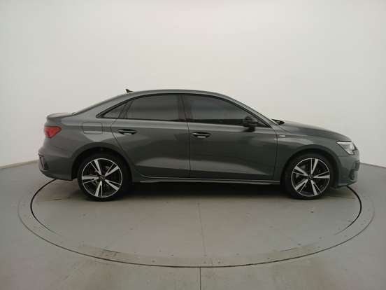 AUDI-A3-2023