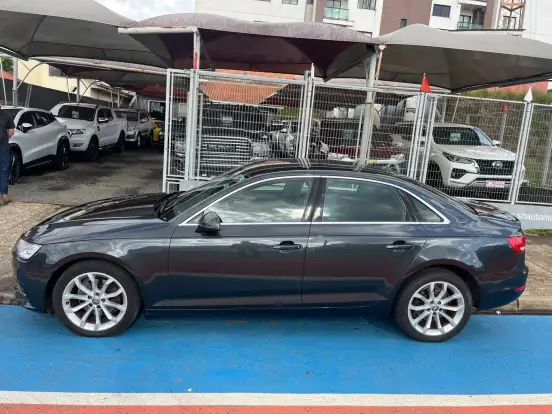 AUDI-A4-2018