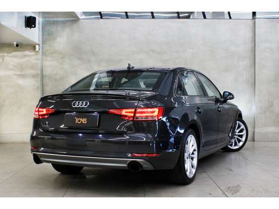 AUDI-A4-2.0 TFSI AMBIENTE GASOLINA 4P S TRONIC AUDI-A4-2018