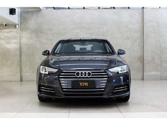 AUDI-A4-2018