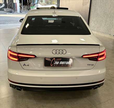 AUDI-A4-2017