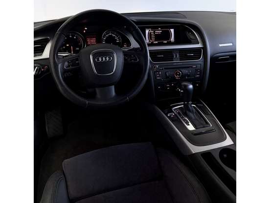 AUDI-A5-2011