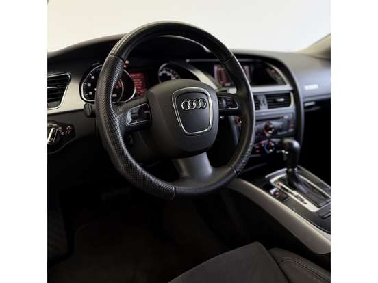 AUDI-A5-2011