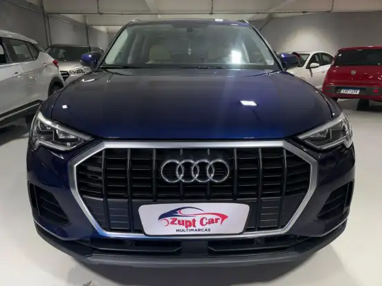 AUDI-Q3-2021