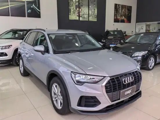 AUDI-Q3-2020