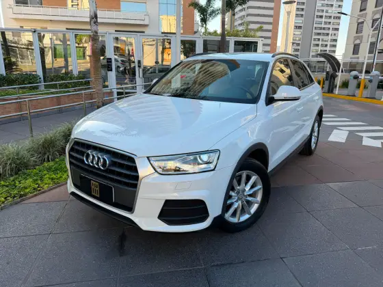 AUDI Q3 1.4 TFSI ATTRACTION GASOLINA 4P S TRONIC