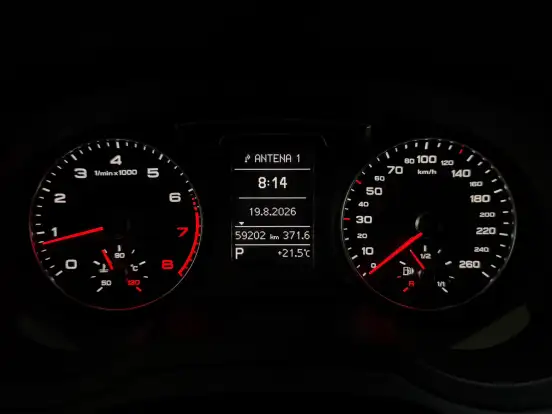 AUDI-Q3-2016