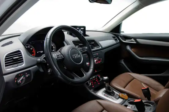 AUDI-Q3-1.4 TFSI FLEX PRESTIGE PLUS S TRONIC AUDI-Q3-2019