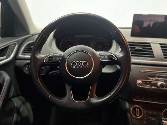 AUDI-Q3-1.4 TFSI AMBIENTE FLEX 4P S TRONIC AUDI-Q3-2017