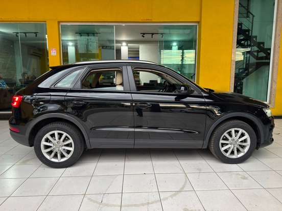 AUDI-Q3-2015