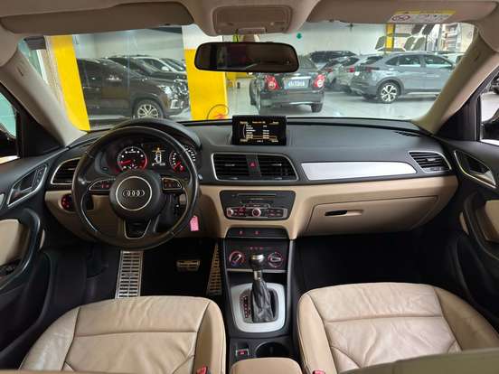 AUDI-Q3-1.4 TFSI ATTRACTION GASOLINA 4P S TRONIC AUDI-Q3-2015