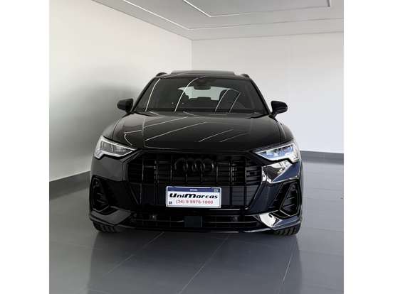 AUDI-Q3-2024