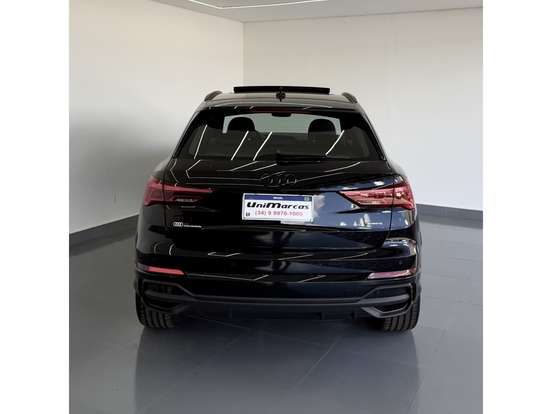 AUDI-Q3-2024