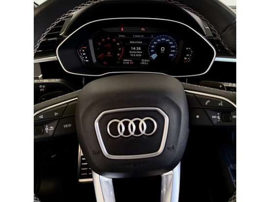 AUDI-Q3-2024