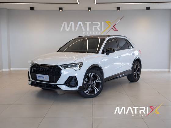 AUDI Q3 2.0 40 TFSI GASOLINA PERFORMANCE BLACK QUATTRO TIPTRONIC