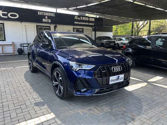 AUDI-Q3-2023