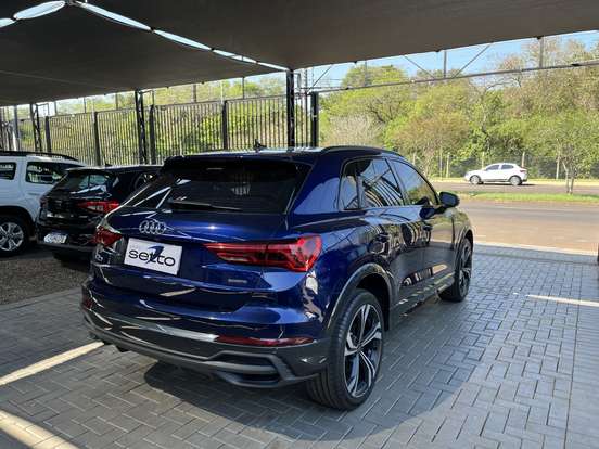 AUDI-Q3-2023