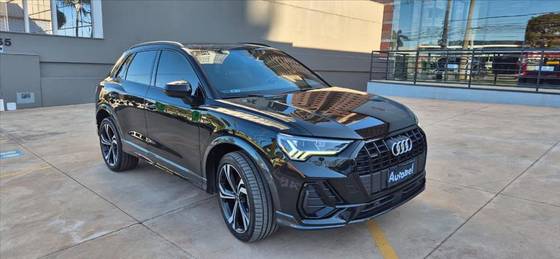 AUDI Q3 2.0 40 TFSI GASOLINA PERFORMANCE BLACK QUATTRO TIPTRONIC