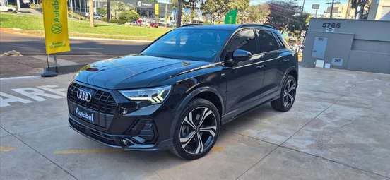 AUDI-Q3-2024