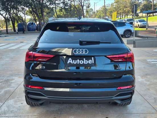 AUDI-Q3-2.0 40 TFSI GASOLINA PERFORMANCE BLACK QUATTRO TIPTRONIC AUDI-Q3-2024