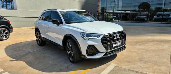 AUDI-Q3-2024