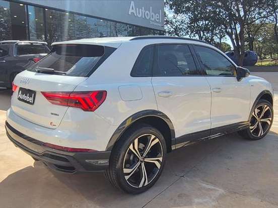 AUDI-Q3-2.0 40 TFSI GASOLINA PERFORMANCE BLACK QUATTRO TIPTRONIC AUDI-Q3-2024