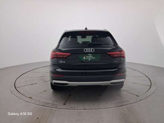 AUDI-Q3-2024