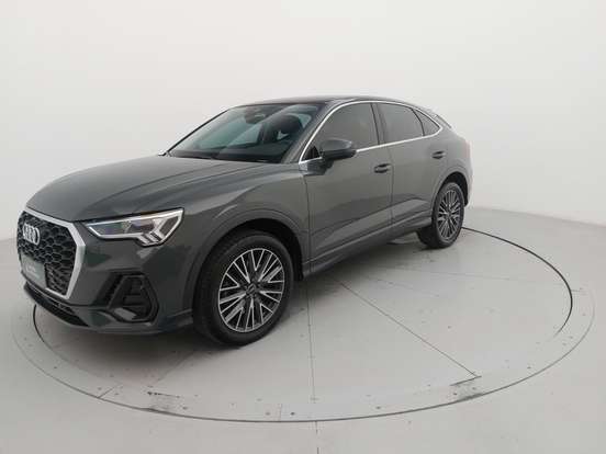 AUDI-Q3-2023