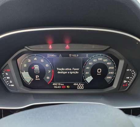 AUDI-Q3-2023