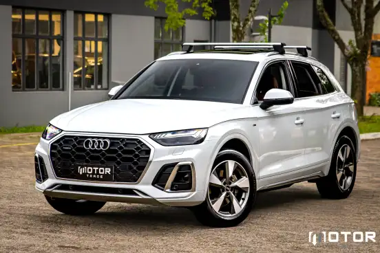 AUDI-Q5-2022