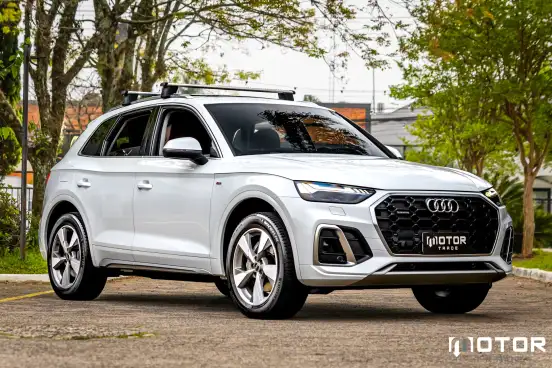 AUDI-Q5-2022