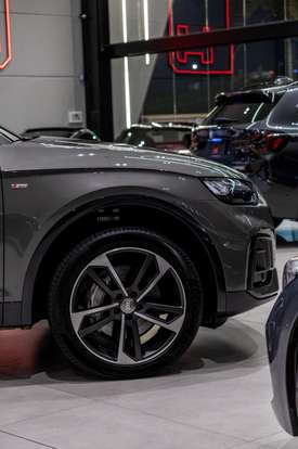 AUDI-Q5-2024