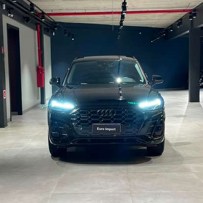 AUDI-Q5-2024