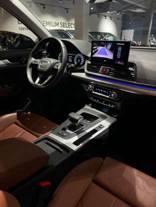 AUDI-Q5-2024