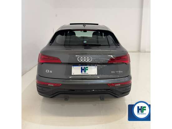 AUDI-Q5-2023