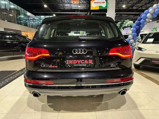AUDI-Q7-2013